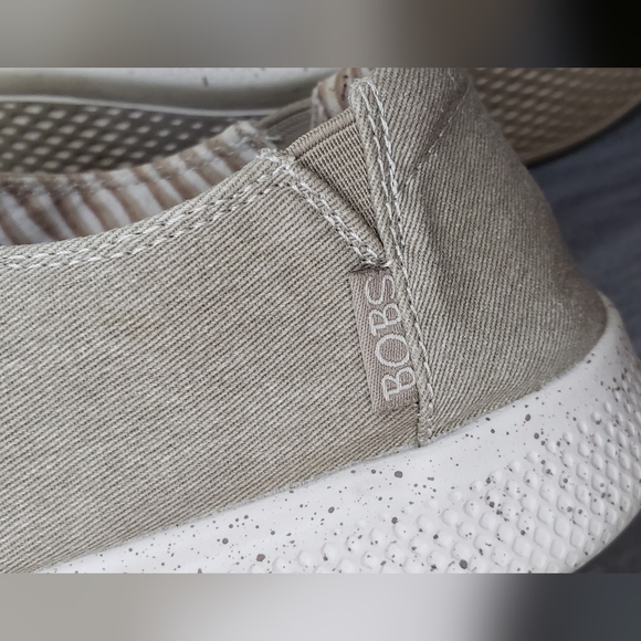 BOBS from Skechers Tan canvas loafers women's size 9 (sa211) - Picture 9 of 12